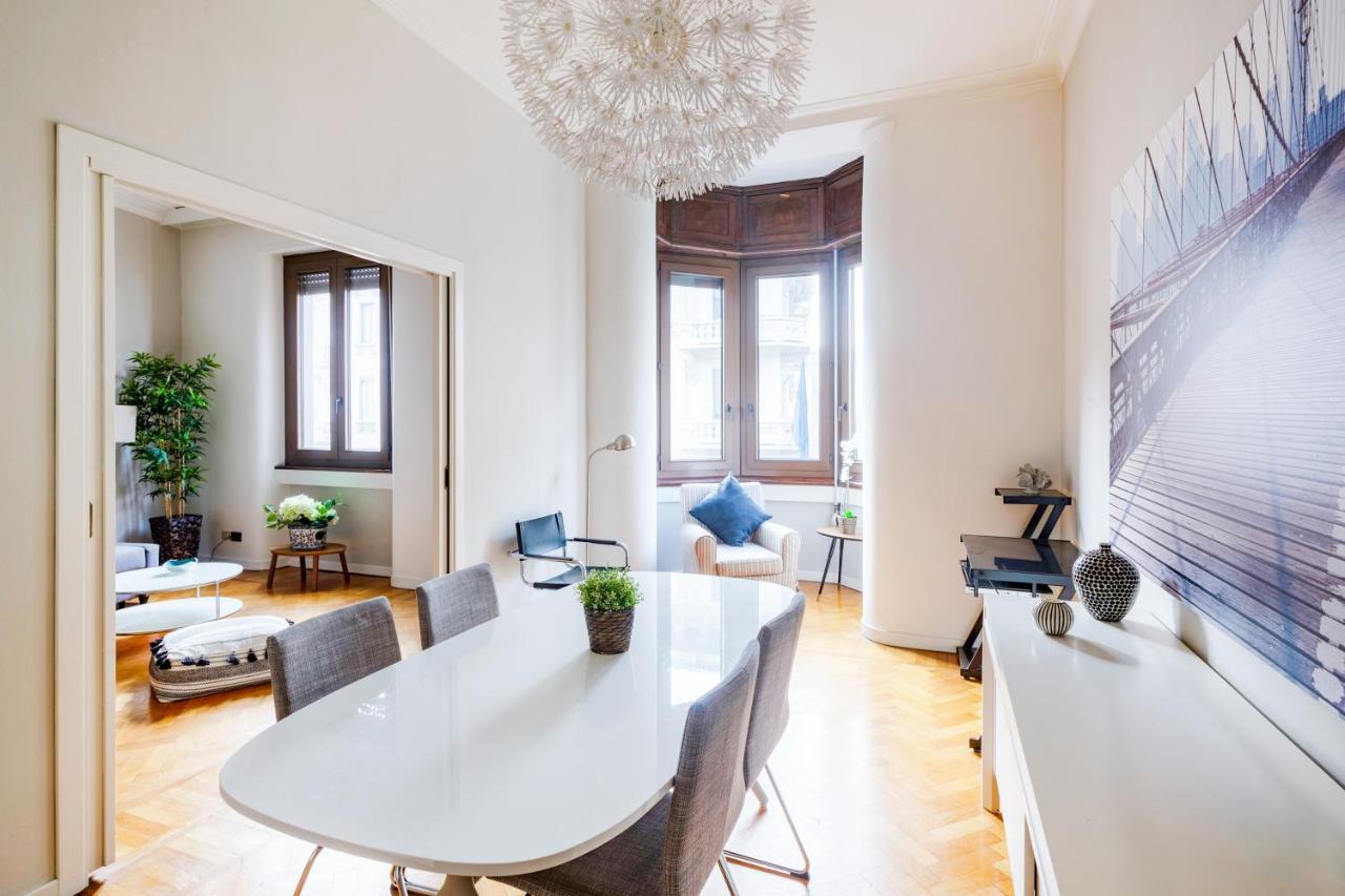 Spacious And Brilliant Apartment In Duomo By Easylife Milano Esterno foto