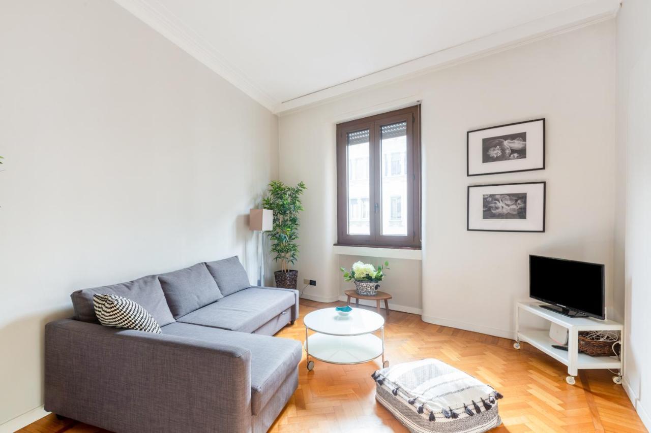 Spacious And Brilliant Apartment In Duomo By Easylife Milano Esterno foto