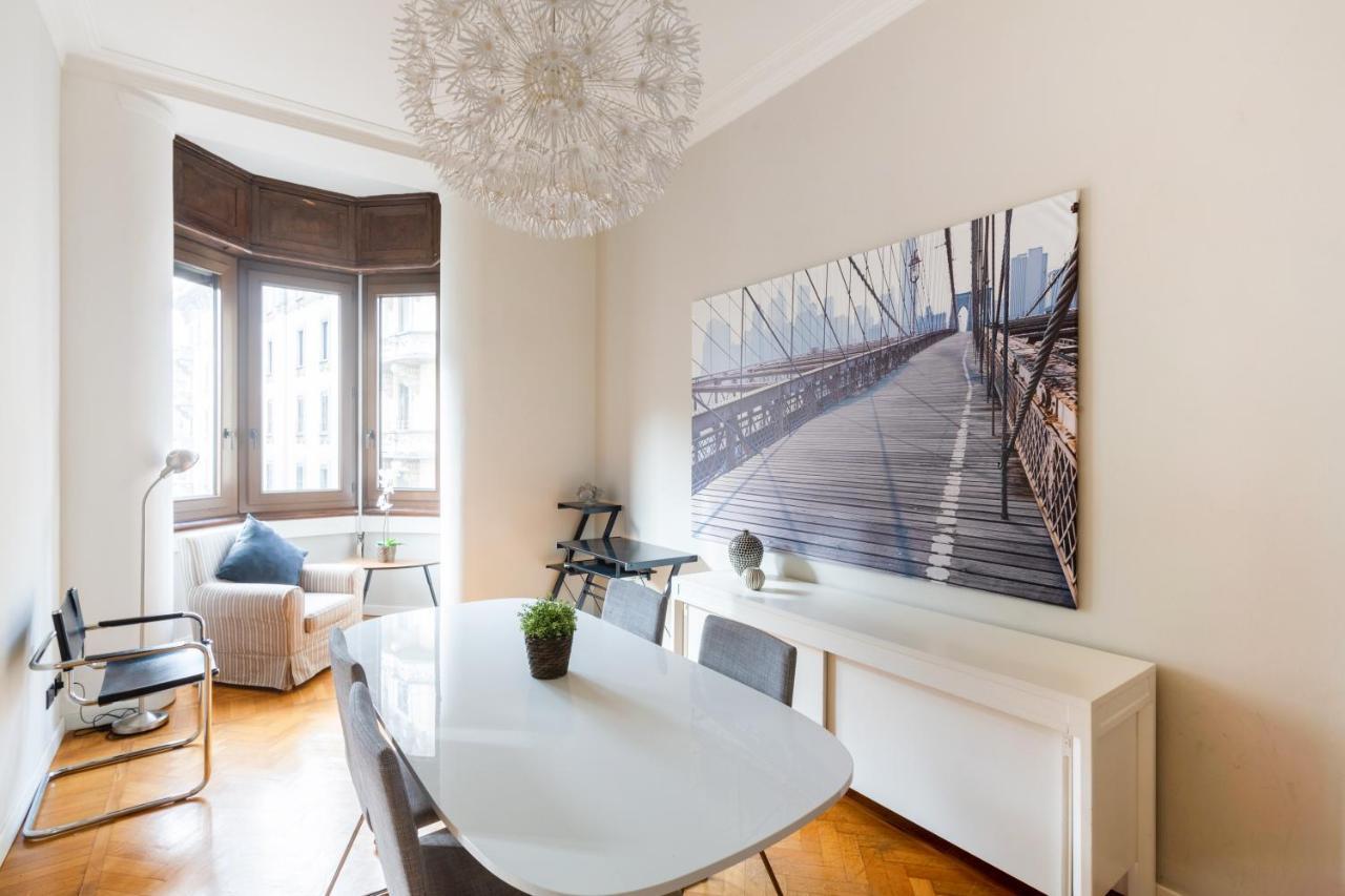 Spacious And Brilliant Apartment In Duomo By Easylife Milano Esterno foto