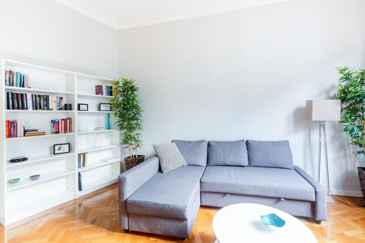 Spacious And Brilliant Apartment In Duomo By Easylife Milano Esterno foto